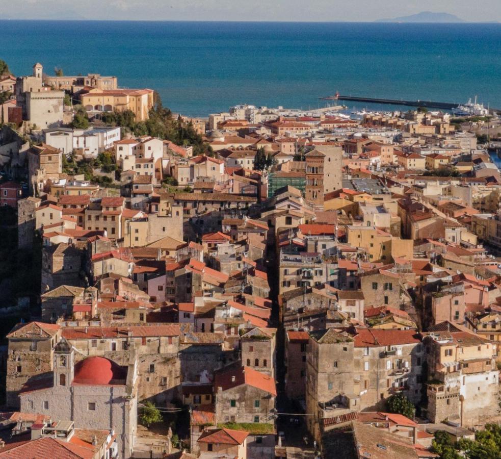Torrione San Giovanni II Terracina Eksteriør bilde